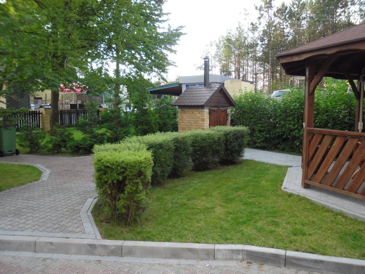 Aparthotel Lesny Dwor Mielno  Esterno foto