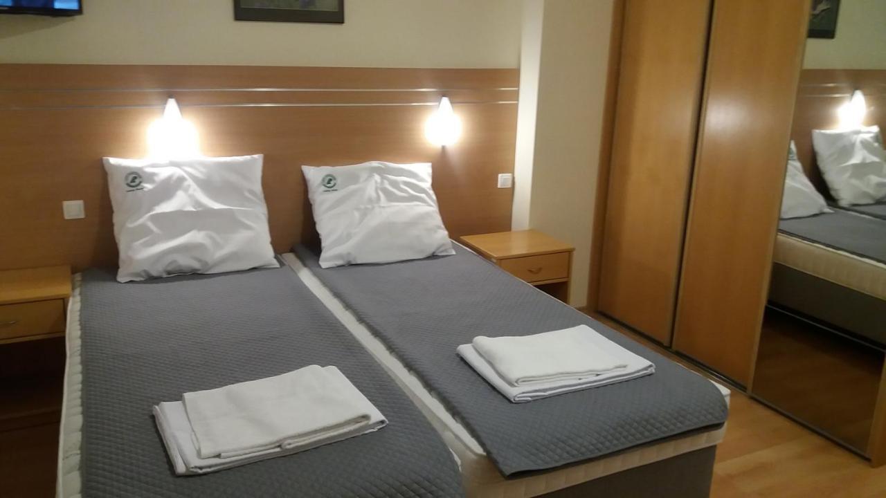 Aparthotel Lesny Dwor Mielno  Esterno foto