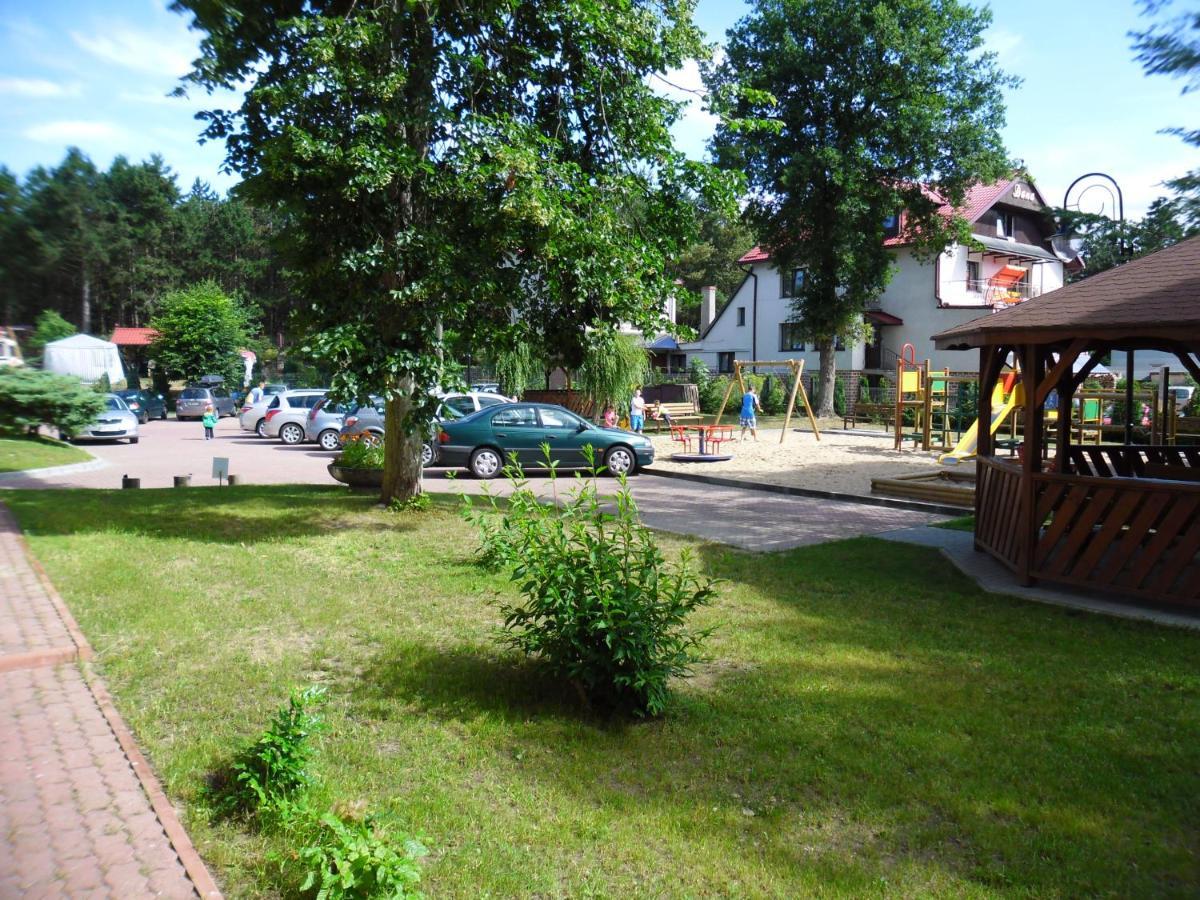 Aparthotel Lesny Dwor Mielno  Esterno foto