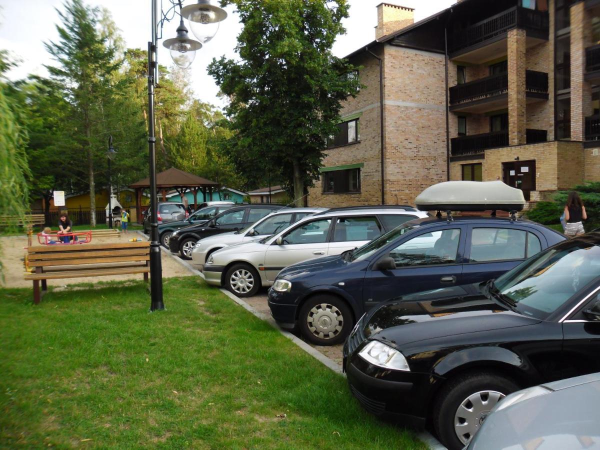 Aparthotel Lesny Dwor Mielno  Esterno foto