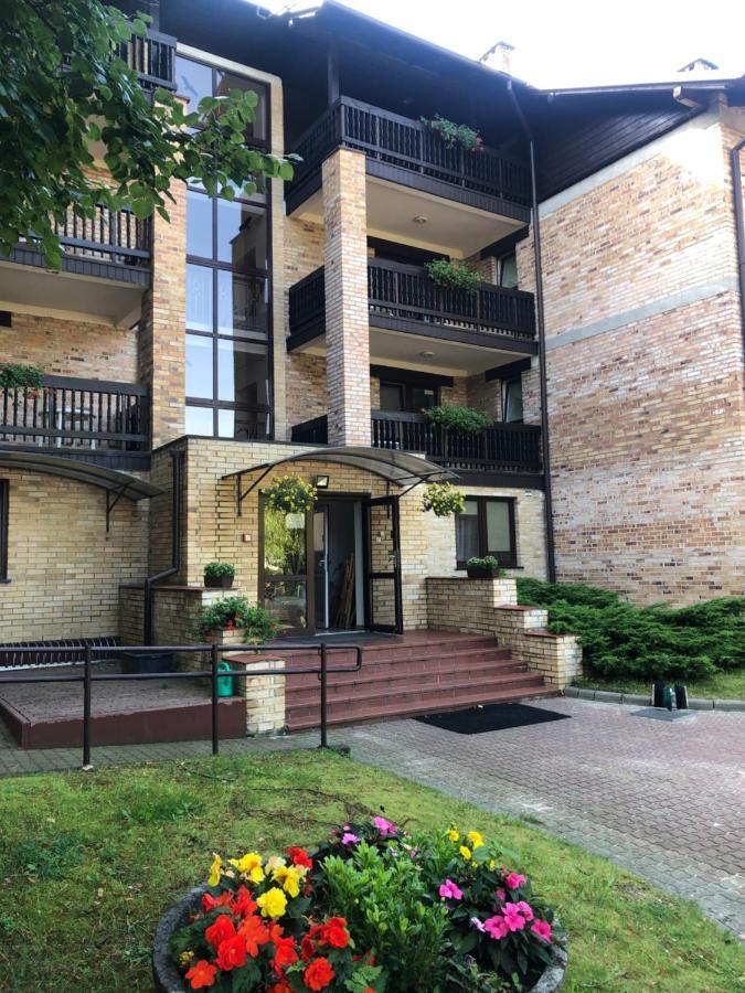 Aparthotel Lesny Dwor Mielno  Esterno foto