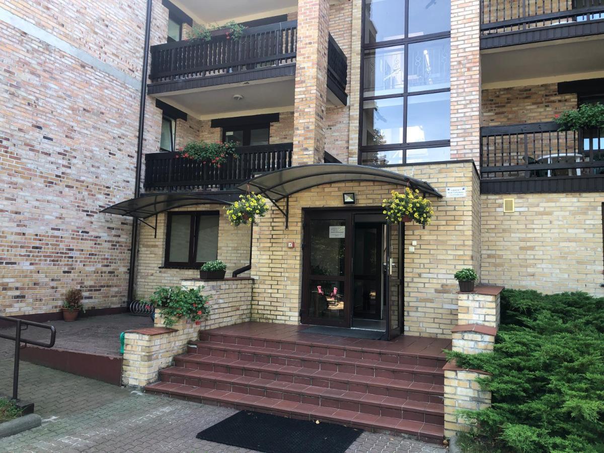 Aparthotel Lesny Dwor Mielno  Esterno foto